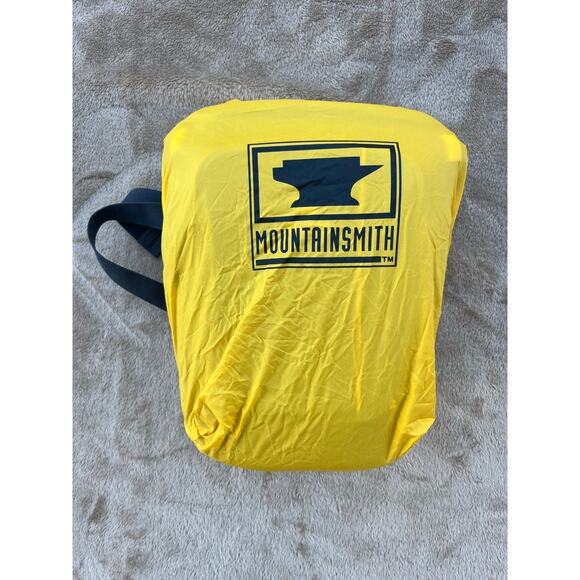 Mountainsmith Zoom Camera Bag w/Rain Cover Size Medium - Picture 4 of 8